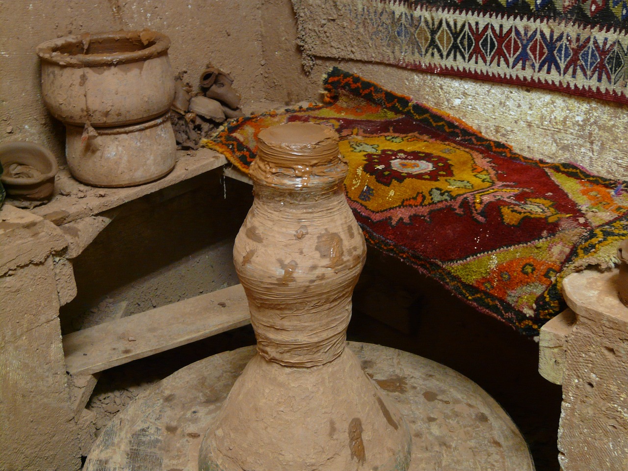 Understanding pottery kilns: types & uses
